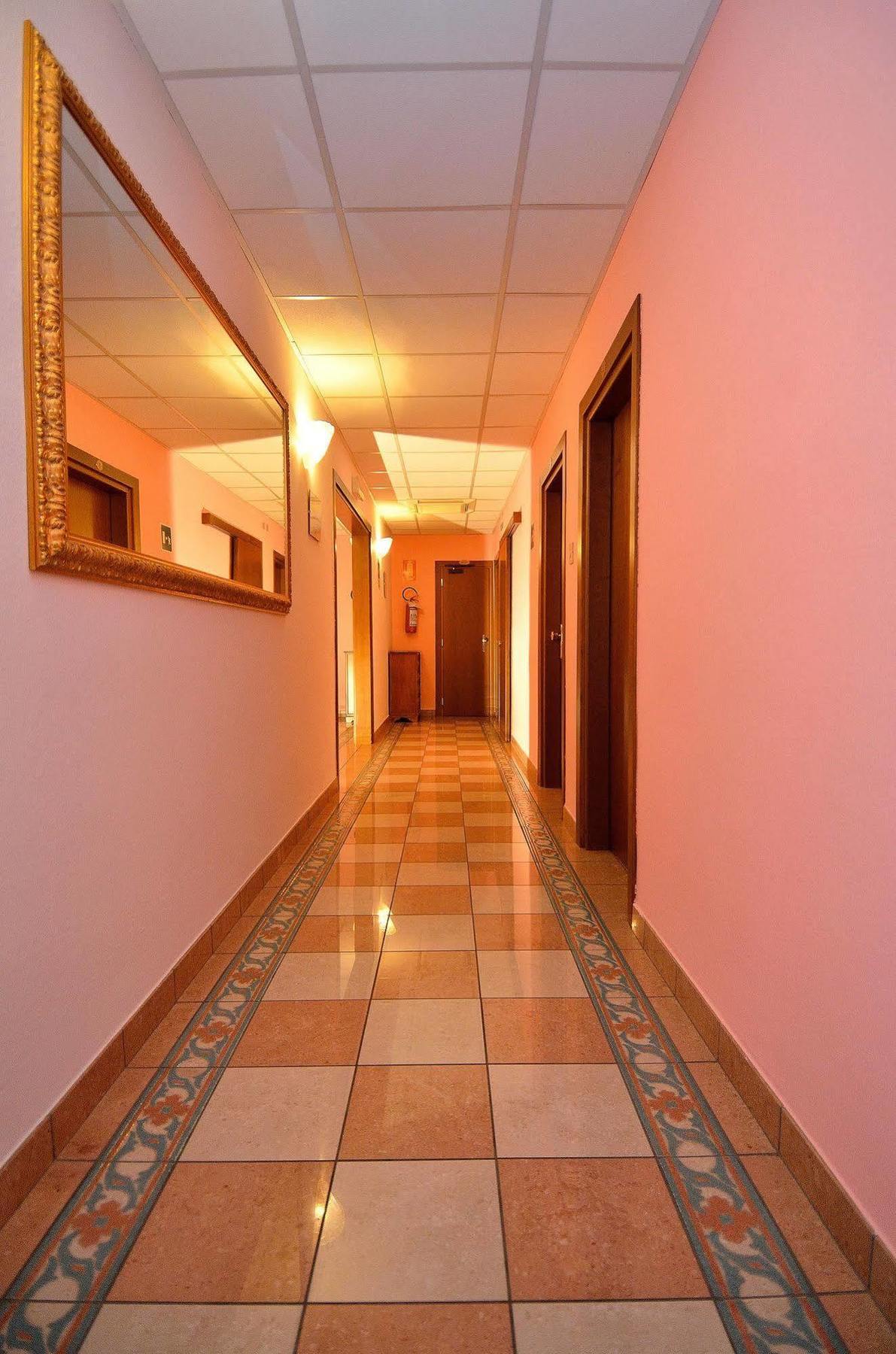 Hotel Amba Alagi Маргера Экстерьер фото